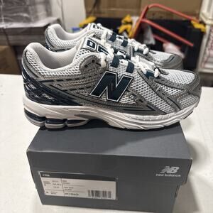 New Balance 1906R Big Kid Size 6 Silver Metallic Deep Ocean GC1906CE